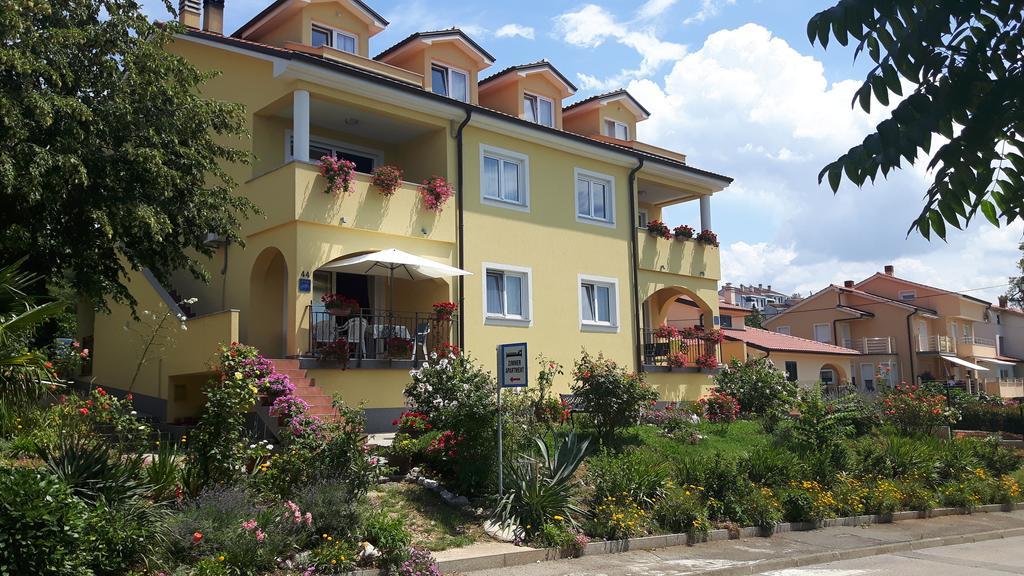 Apartments Topalovic Кострена Экстерьер фото